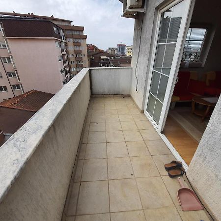 Zogu Apartments - City View Пристина Екстериор снимка