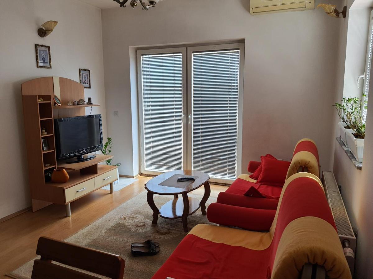 Zogu Apartments - City View Пристина Екстериор снимка